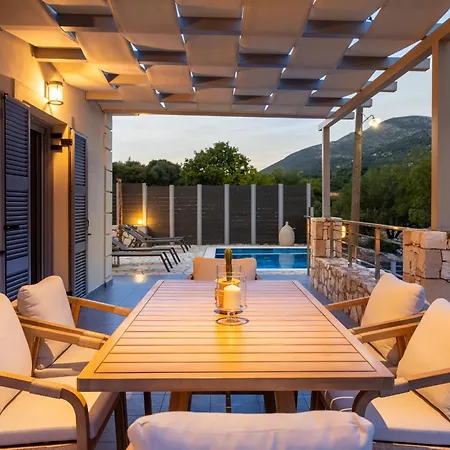 Aggeliki - F&a Golden Stone *