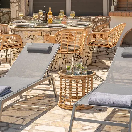 Aggeliki - F&a Golden Stone Loukata (Kefalonia)