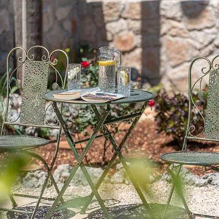 Aggeliki - F&a Golden Stone Loukata (Kefalonia)