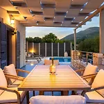 Aggeliki - F&a Golden Stone Villa *