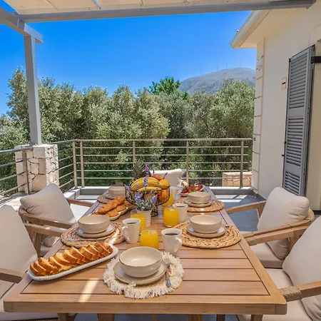 فيلة Aggeliki - F&a Golden Stone Loukata (Kefalonia)