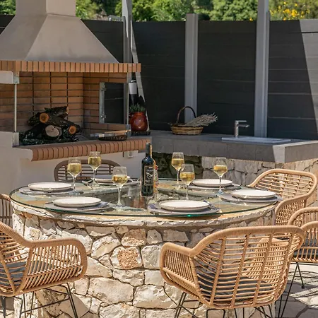 Aggeliki - F&a Golden Stone *