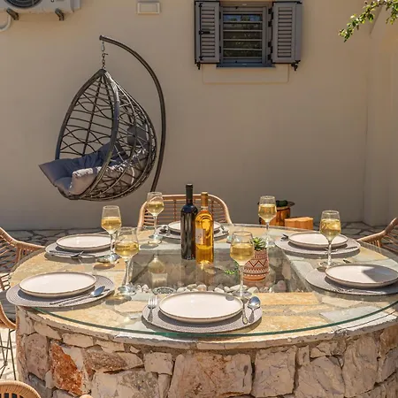 Вилла Aggeliki - F&a Golden Stone